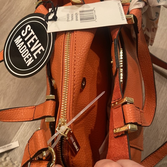 NWT Steve Madden Papaya Parker Handbag - Picture 3 of 4